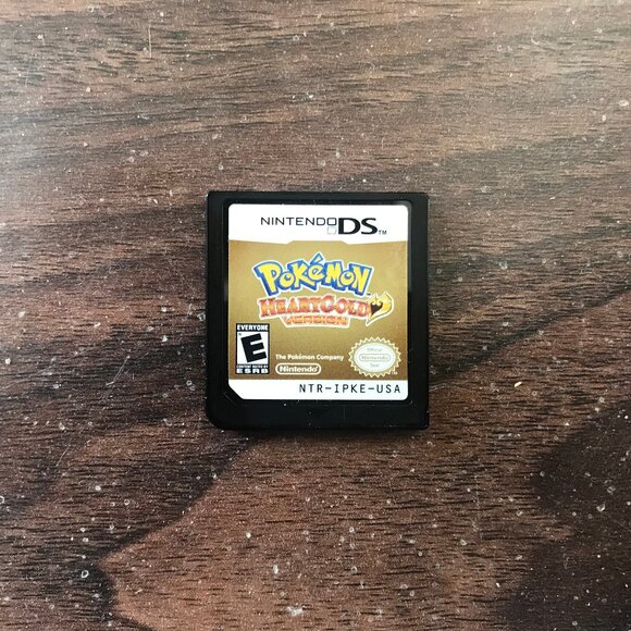 Pokemon HeartGold Version Cartridge Only Authentic Nintendo DS - Picture 1 of 2